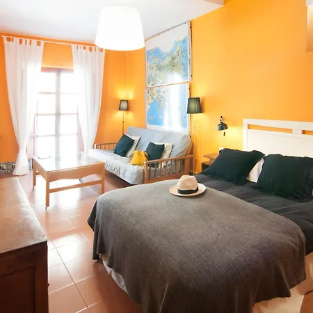 Plaza De Santiago By Santiago 9 *